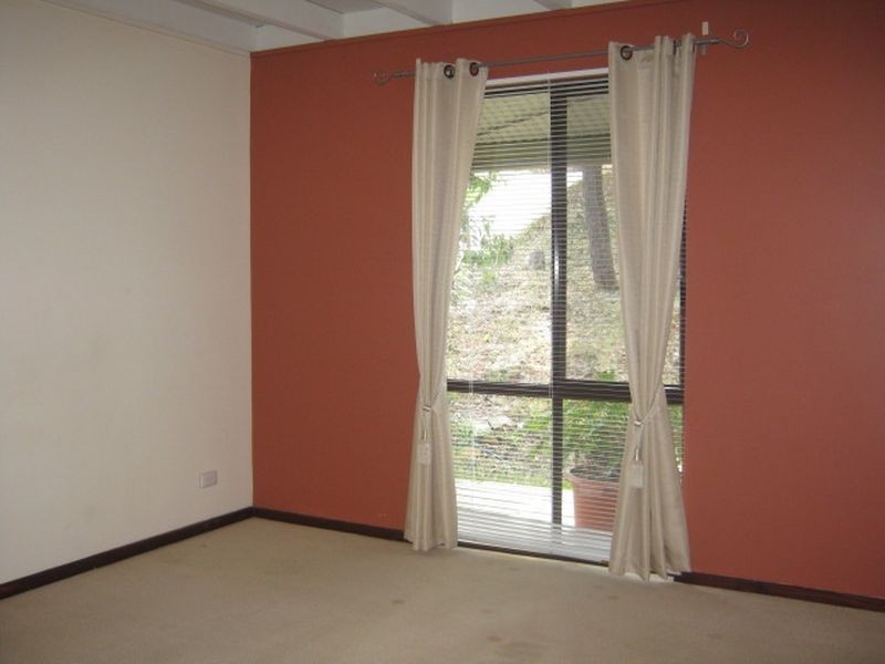 30 Jade Street, Mount Richon WA 6112