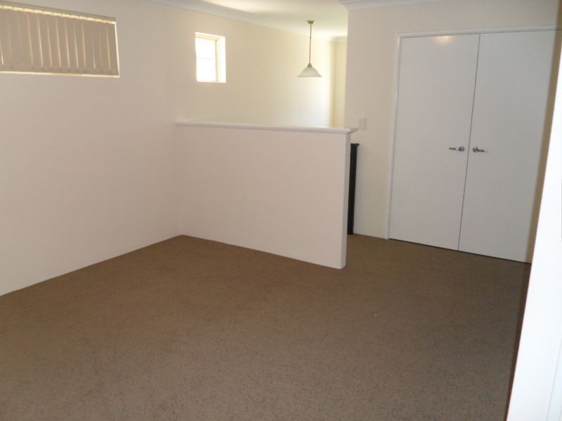 2/83 Wicca Street, Kewdale WA 6105