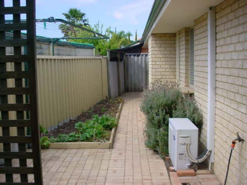 2/435 Acton Avenue, Kewdale WA 6105