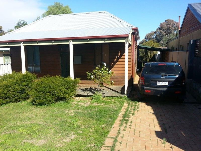 18 Armadale Road, Rivervale WA 6103