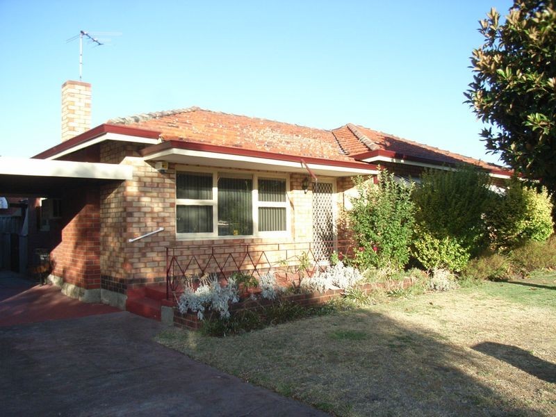 50 Alexander Road, Rivervale WA 6103