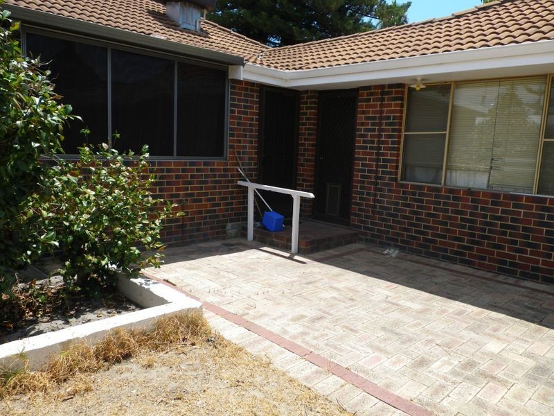 46 Orpington Street, Cloverdale WA 6105