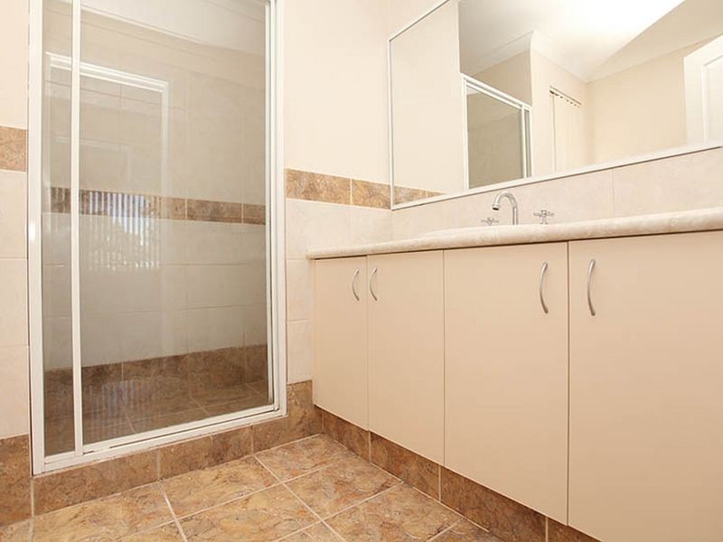 2/230 Knutsford Avenue, Kewdale WA 6105