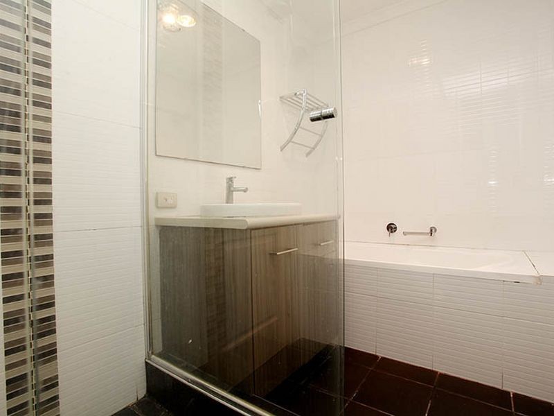 302 Epsom Avenue, Cloverdale WA 6105