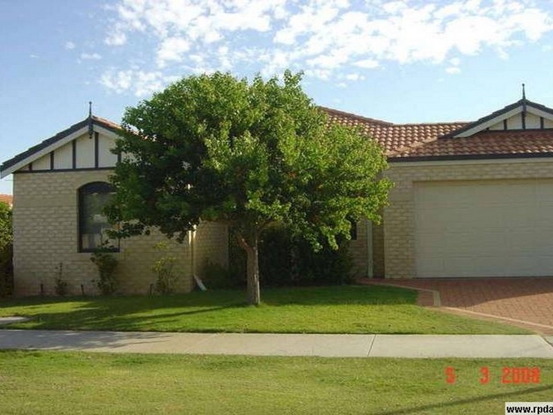 1/42 Keymer Street, Belmont WA 6104