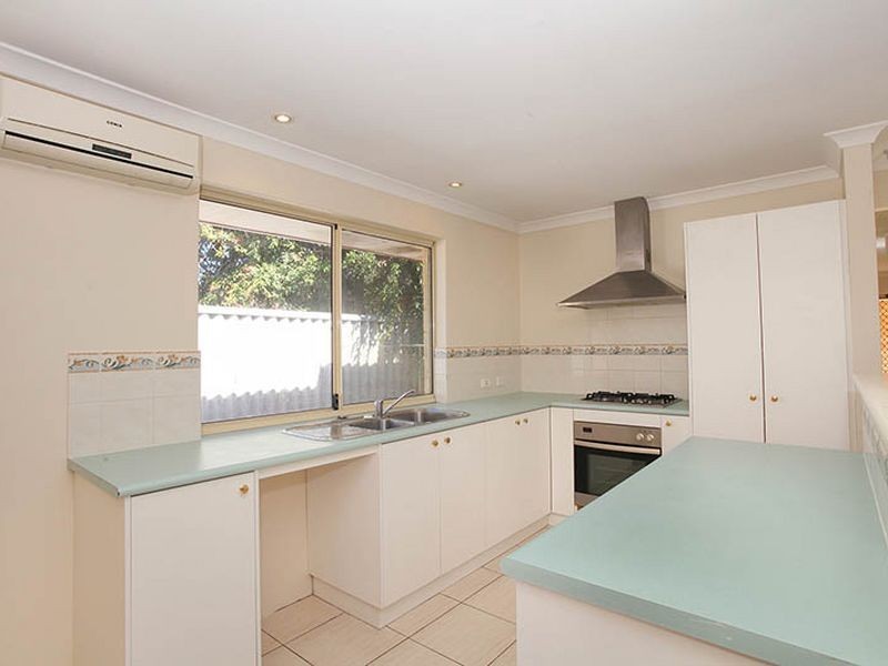 27 The Court, Redcliffe WA 6104