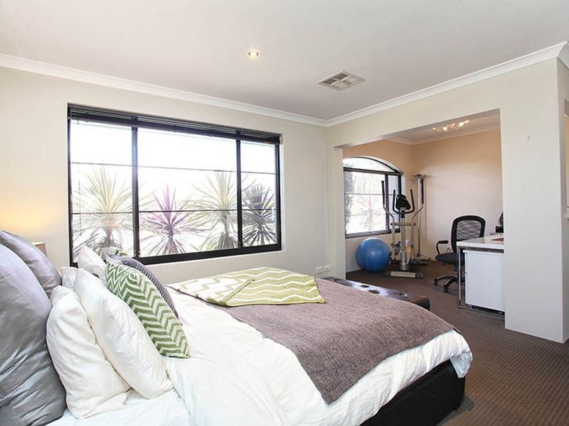 29 Stainsby Turn, Canning Vale WA 6155