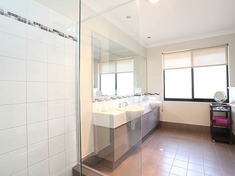 29 Stainsby Turn, Canning Vale WA 6155