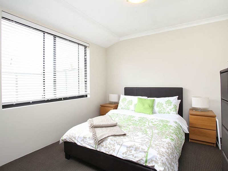 29 Stainsby Turn, Canning Vale WA 6155