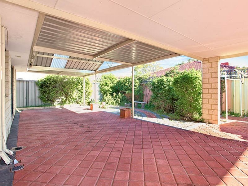 2A Acton Avenue, Bentley WA 6102