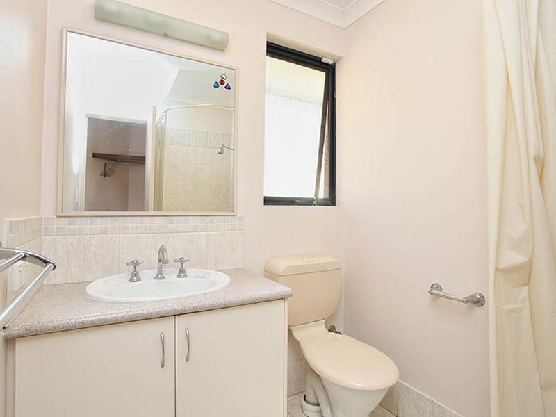 2A Acton Avenue, Bentley WA 6102