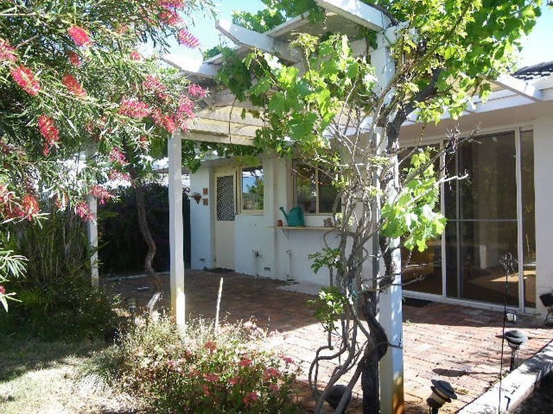 9A Nance Street, Kewdale WA 6105