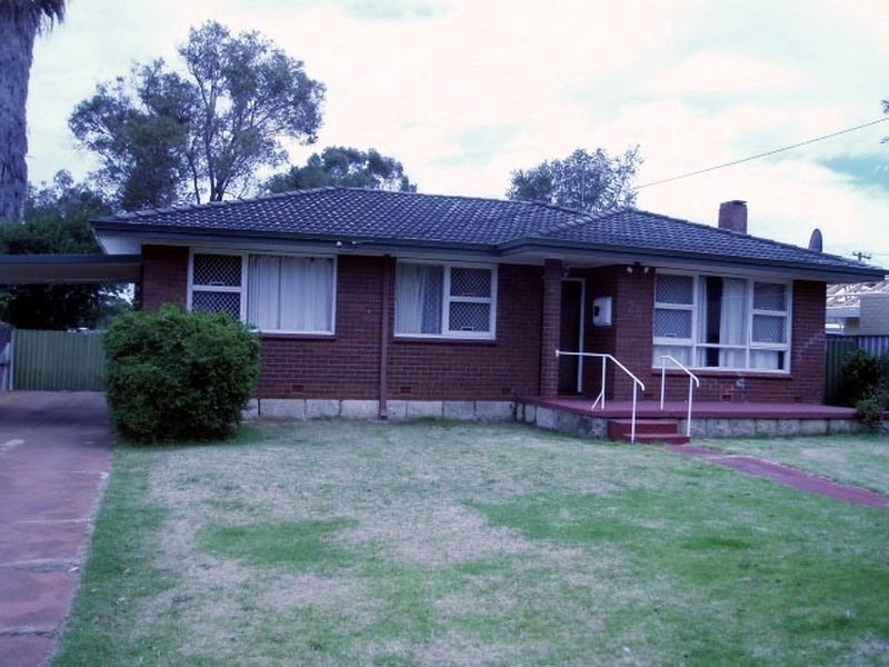 25 Paulett Way, Belmont WA 6104