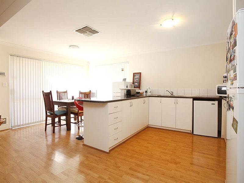 4/24 Tuckett Street, Carlisle WA 6101