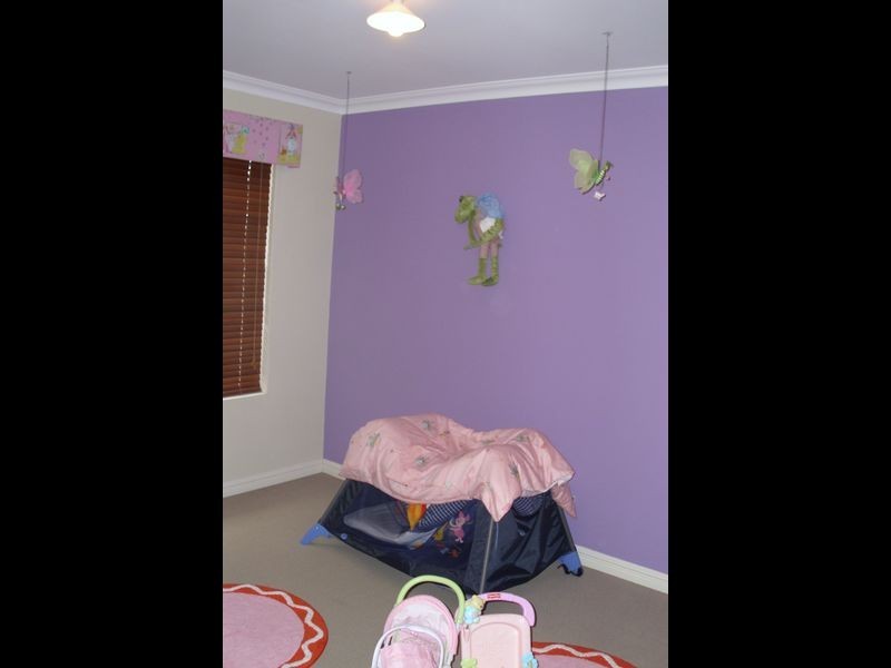 5 Yoondarn Elbow, Wattle Grove WA 6107