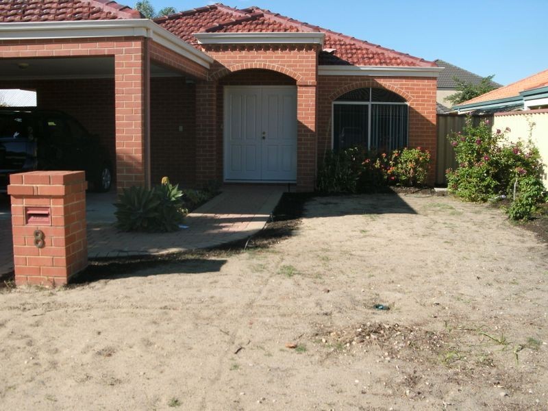 8 Wagstaff Road, Redcliffe WA 6104