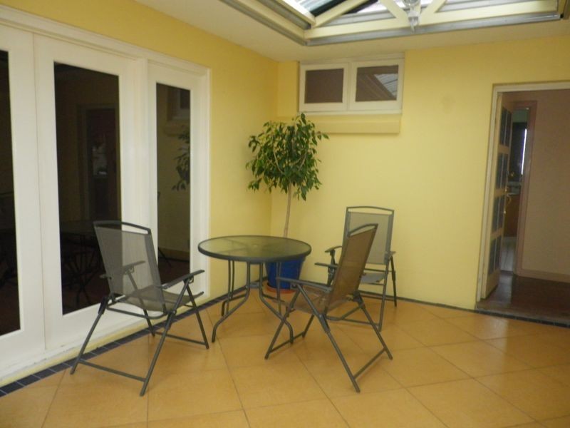 24 Berehaven Avenue, Thornlie WA 6108