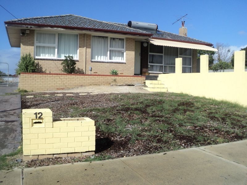 12 Kennerly Street, Belmont WA 6104