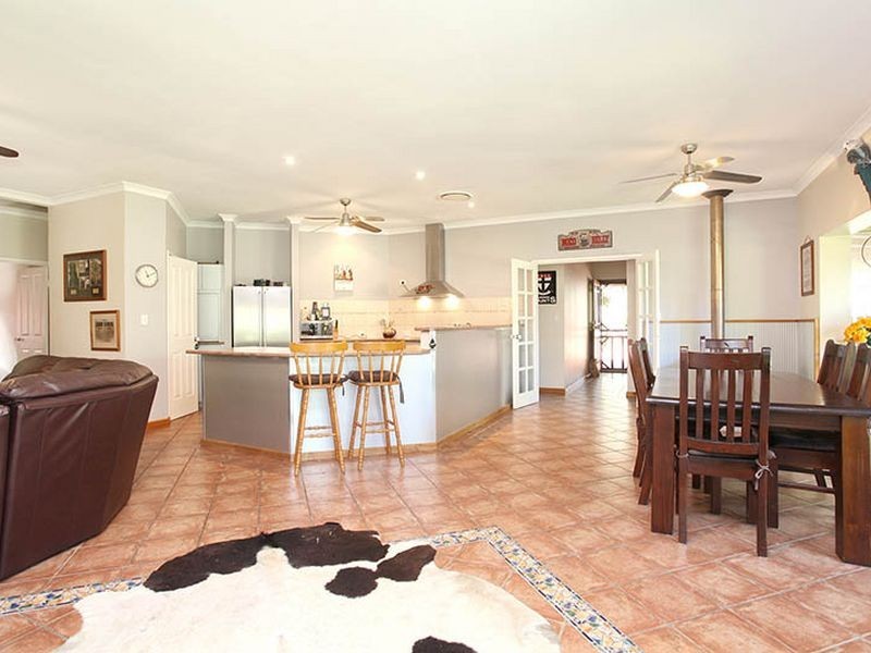 15 Waterwheel Road, Bedfordale WA 6112