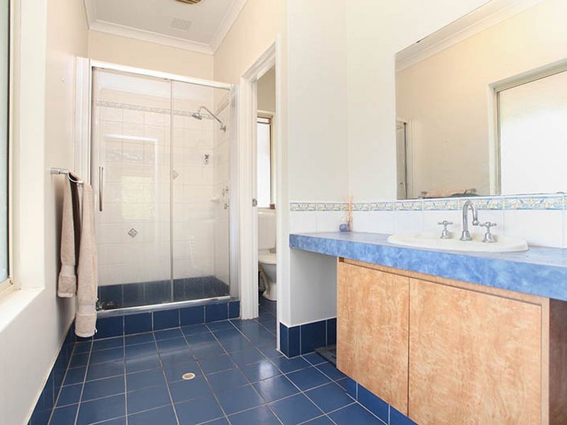 15 Waterwheel Road, Bedfordale WA 6112