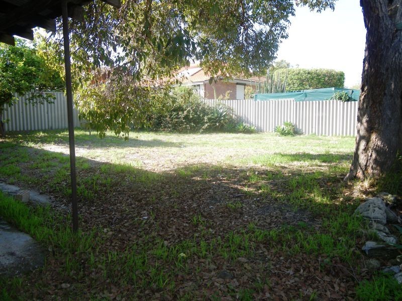 325 Belgravia Street, Cloverdale WA 6105