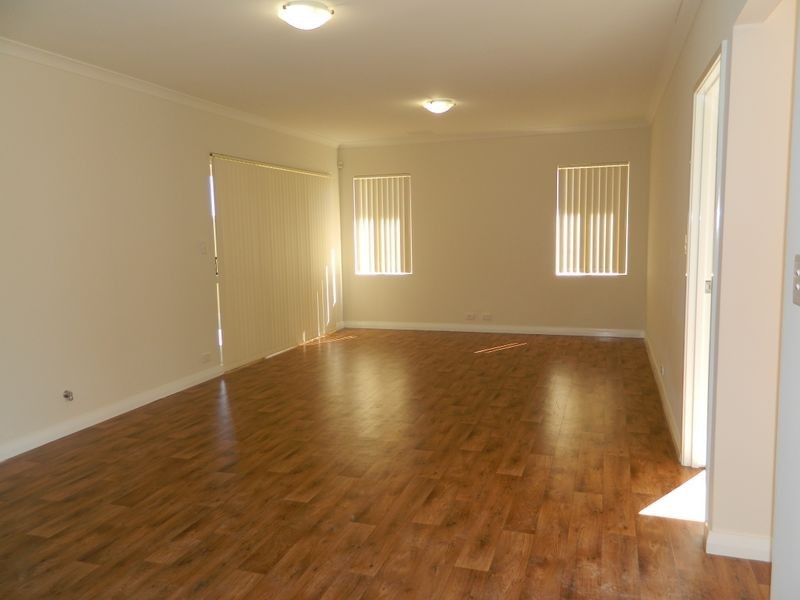 432 Knutsford Ave, Kewdale WA 6105