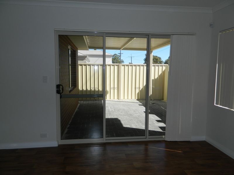 432 Knutsford Ave, Kewdale WA 6105