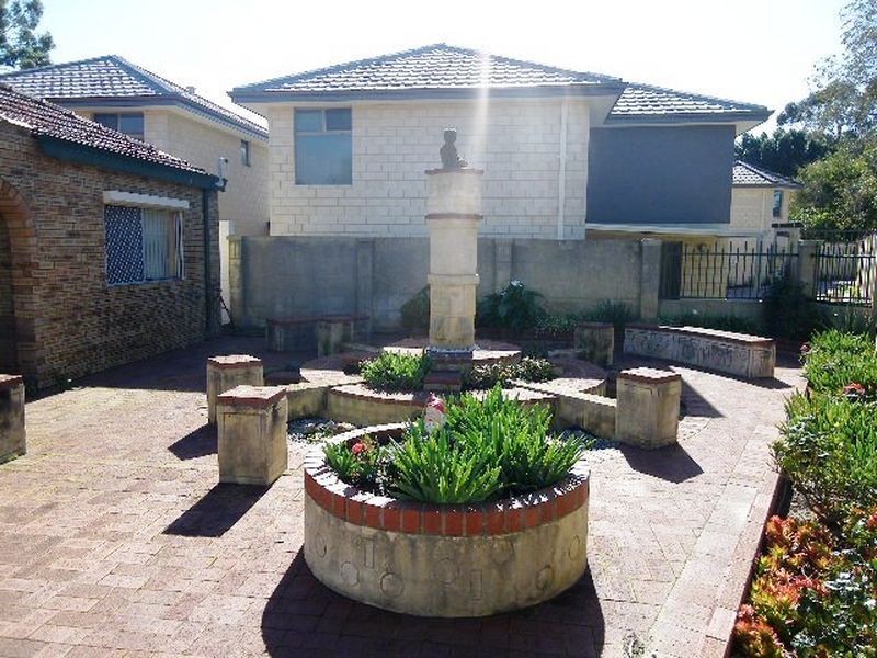 10 Salisbury Road, Rivervale WA 6103