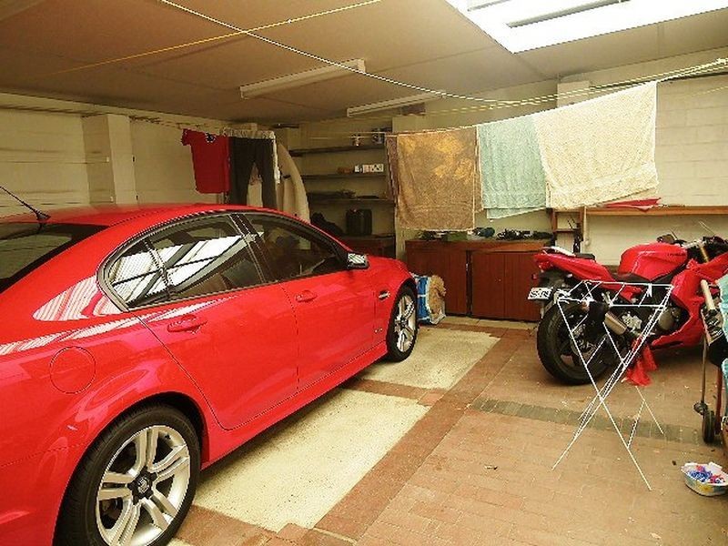 10 Salisbury Road, Rivervale WA 6103