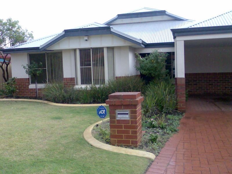 9 Wagstaff Road, Redcliffe WA 6104