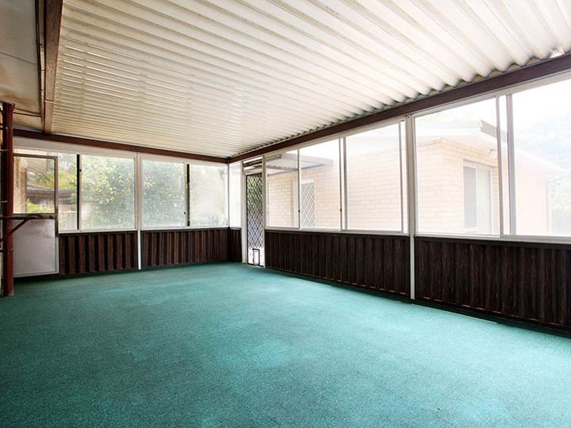 79 Pearl Road, Cloverdale WA 6105