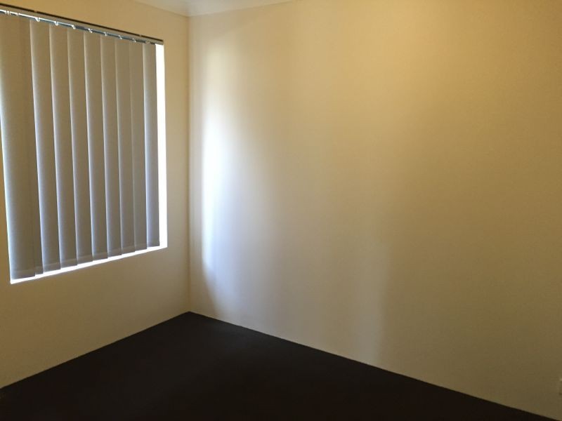 1/374 Sydenham Street, Cloverdale WA 6105