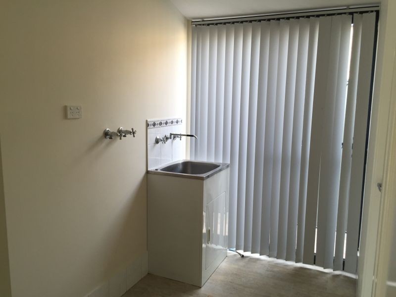 1/374 Sydenham Street, Cloverdale WA 6105