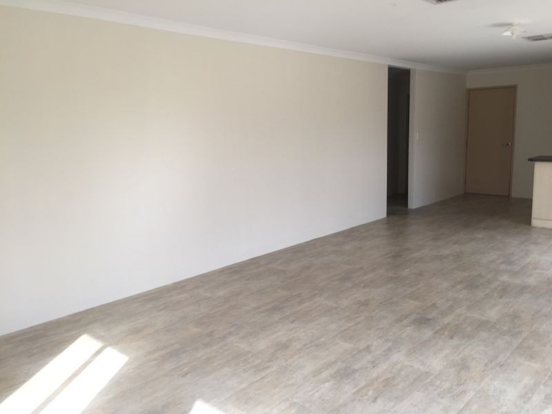 1/374 Sydenham Street, Cloverdale WA 6105