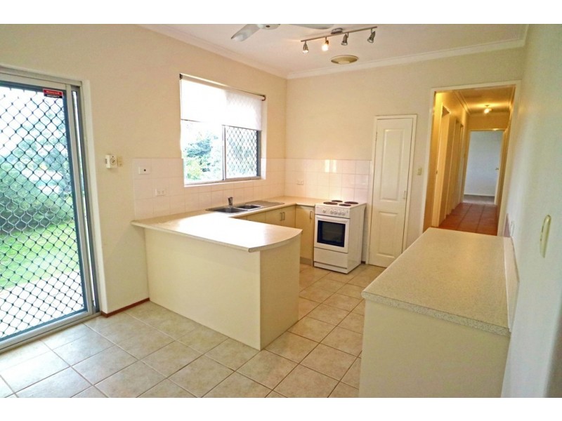 31 Collins road, Kalamunda WA 6076