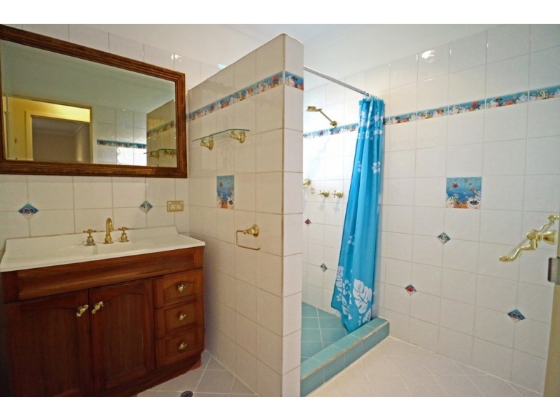 31 Collins road, Kalamunda WA 6076