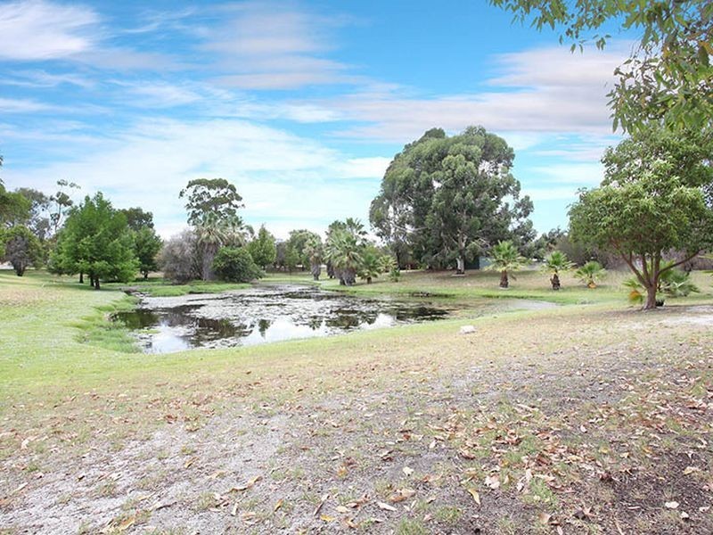 5 Grant place, Bentley WA 6102