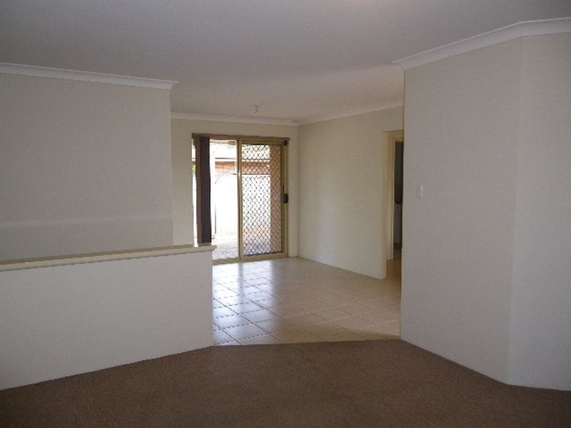 8/21 Kimberley Street, Belmont WA 6104