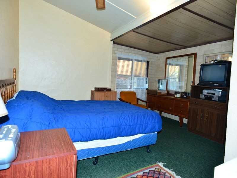 278 Knutsford Avenue, Kewdale WA 6105