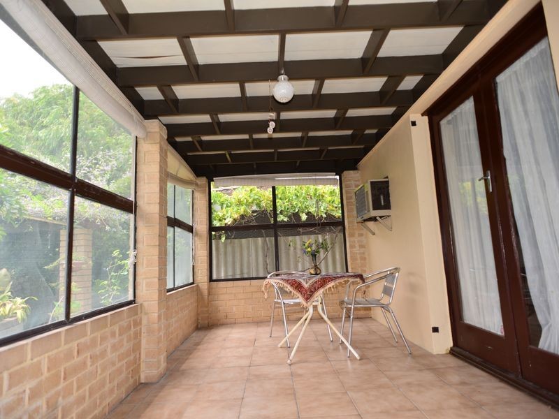 278 Knutsford Avenue, Kewdale WA 6105