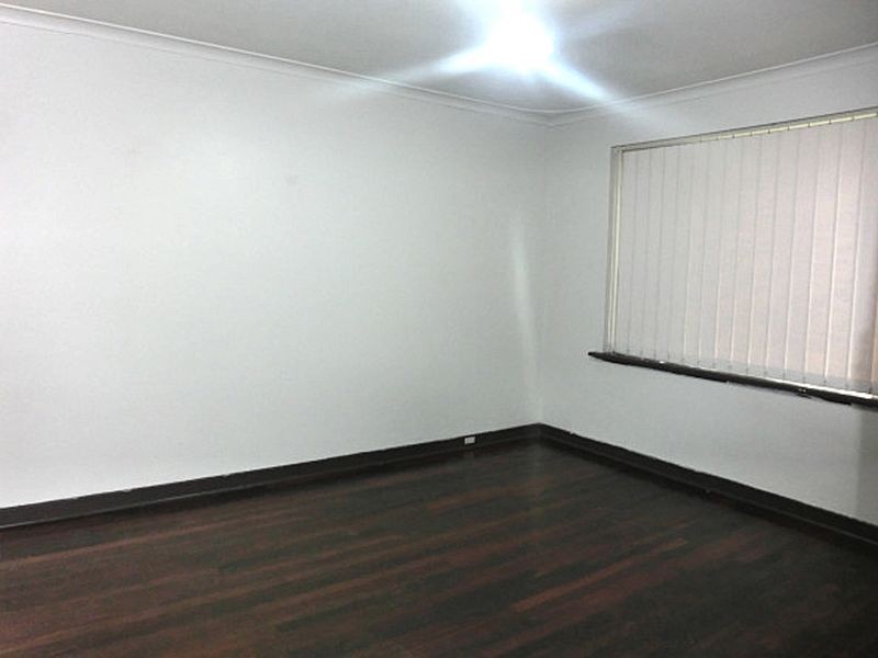 224 Fisher Street, Cloverdale WA 6105