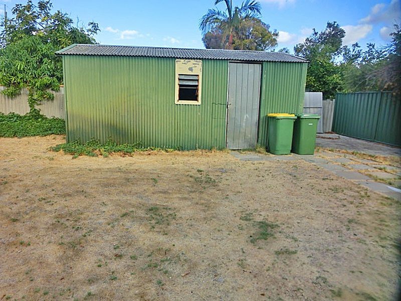 224 Fisher Street, Cloverdale WA 6105