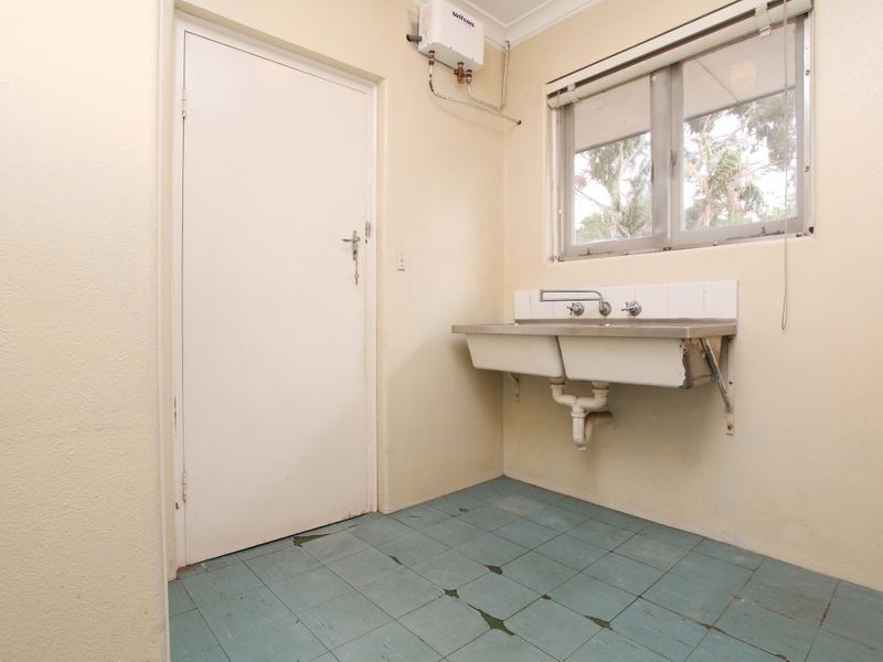 17 Appleton Street, Carlisle WA 6101