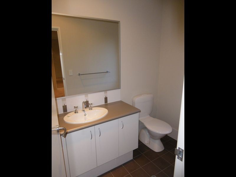 2/26 Mcglinn Way, Cloverdale WA 6105