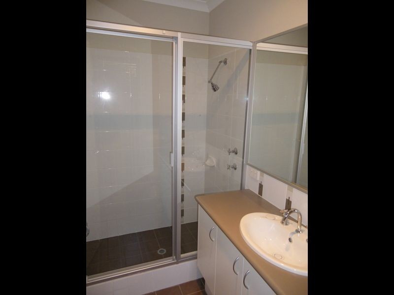 2/26 Mcglinn Way, Cloverdale WA 6105