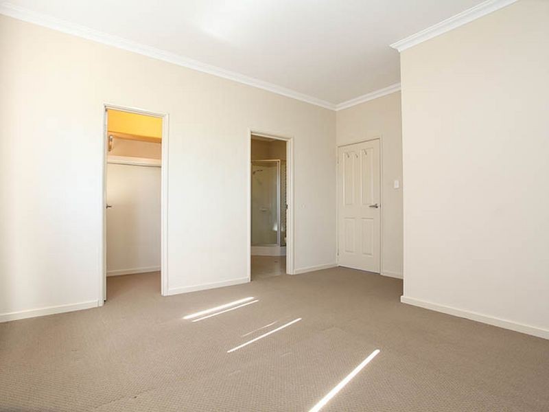 212A Surrey Road, Rivervale WA 6103