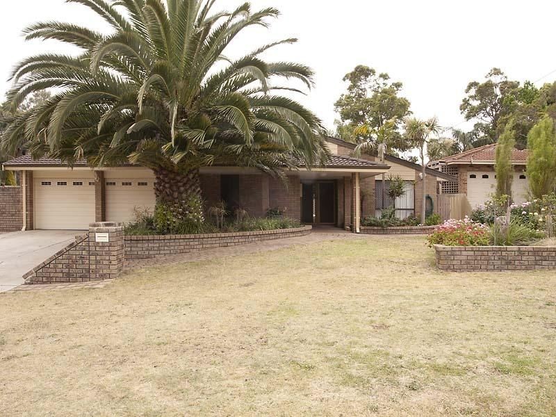 31 Bottega place, Lesmurdie WA 6076