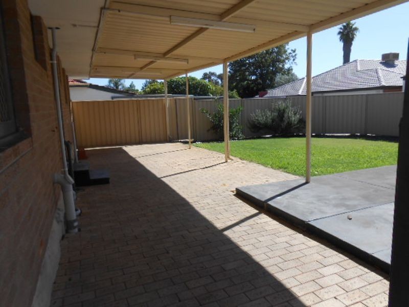 59 Trink Street, Cloverdale WA 6105