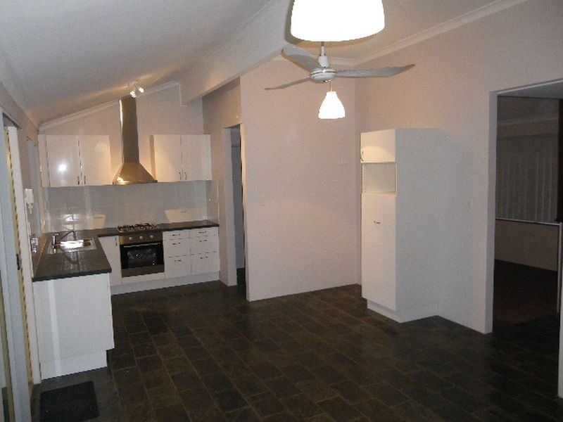 2 Grebe Court, High Wycombe WA 6057