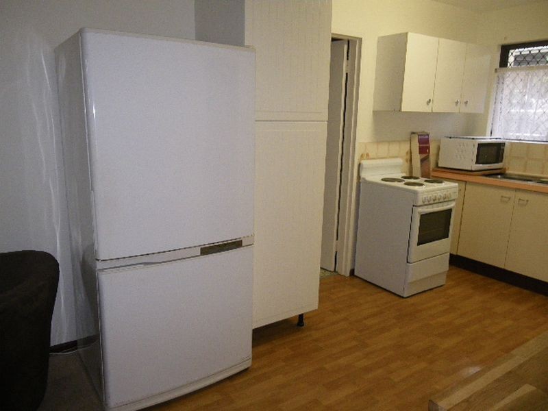 31/2 Brighton Road, Rivervale WA 6103